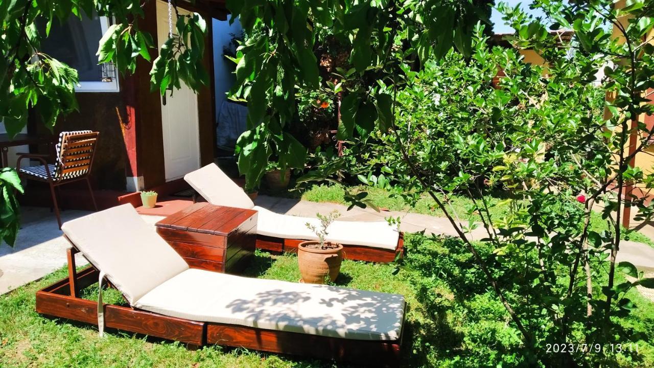 Apartman Stara Tresnja Кладово Екстериор снимка